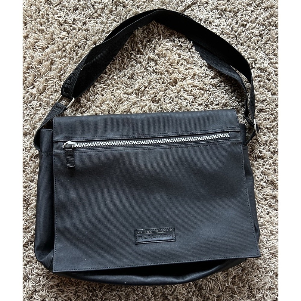 Kenneth Cole And Guess Bag 14"x12"x3" Laptop Bag Black